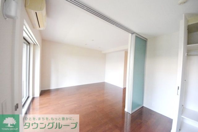 居室・リビング　洋室