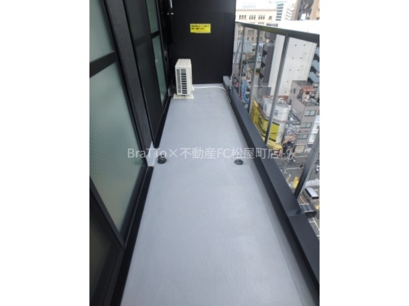 バルコニー　バルコニー