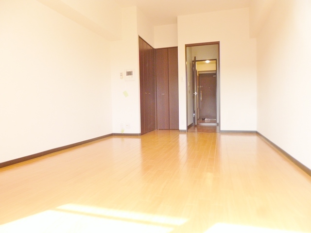 居室・リビング　広々洋室９．６４帖