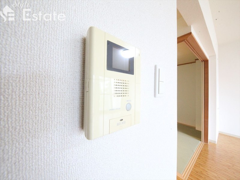 セキュリティ　モニター付きインターホン