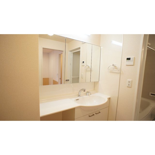 洗面設備　洗髪洗面化粧台