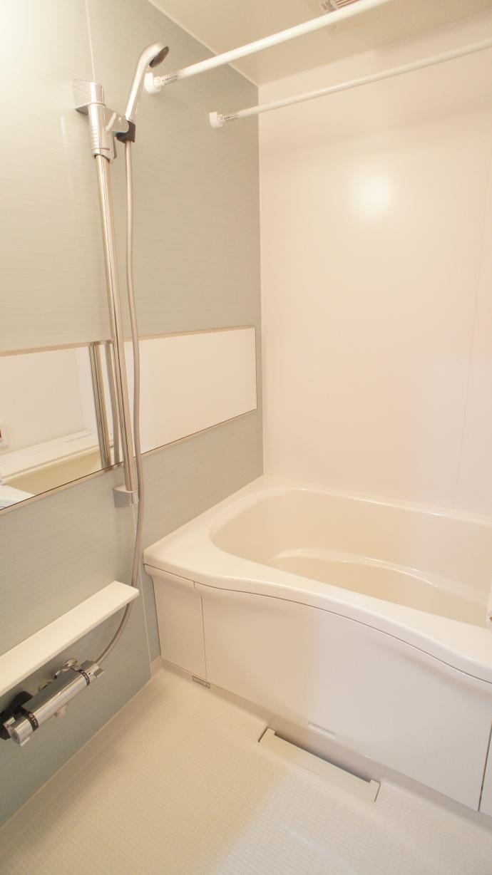 バス・シャワールーム　浴室