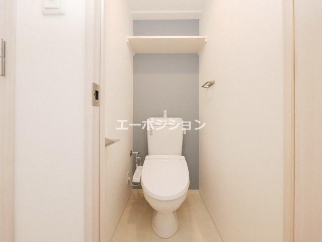 トイレ　エスリード難波ザ・メゾン