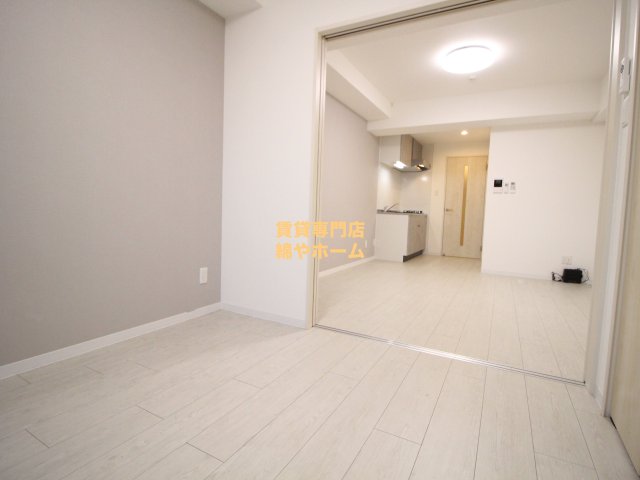 居室・リビング　個人の部屋や寝室として使える洋室です