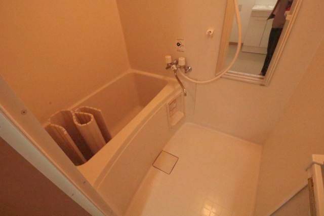 バス・シャワールーム　清潔感のある浴室♪