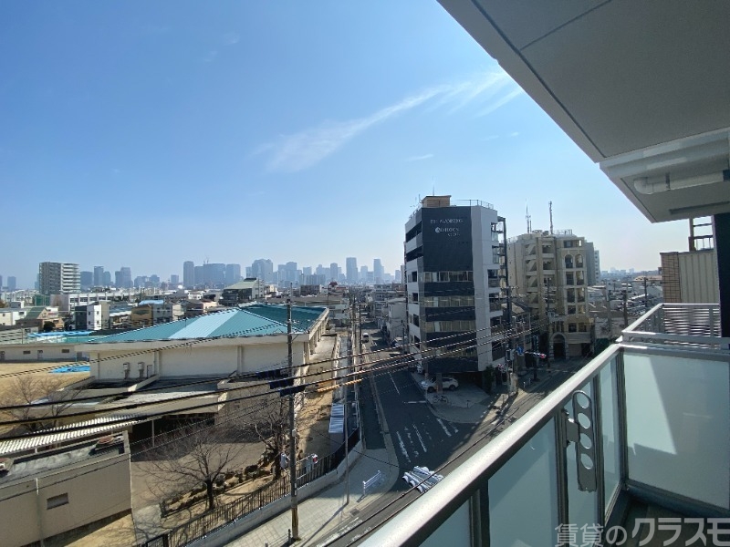バルコニー　バルコニーはこちらです。