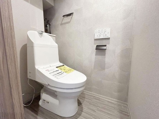 トイレ　別部屋参考写真