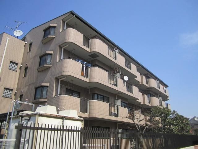 建物外観　南向き日当良好