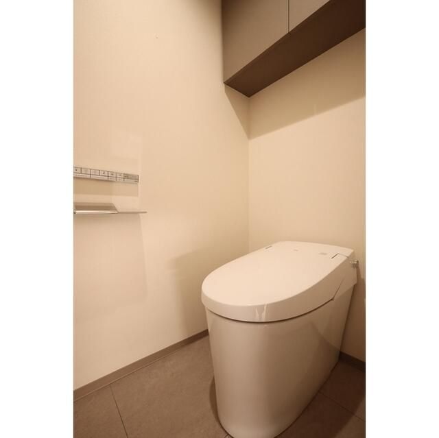 トイレ　写真は同タイプ住居です。