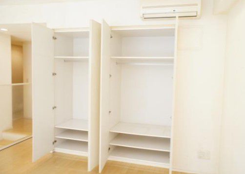 収納　写真は同タイプ住居です。