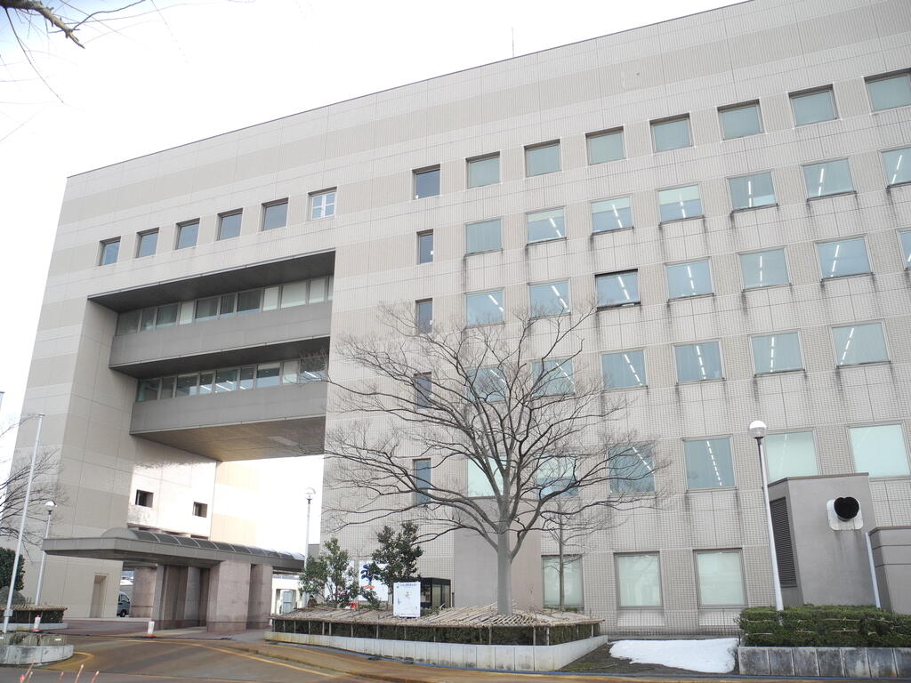 役所　新潟市秋葉区役所（役所）まで727m