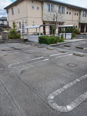 駐車場　駐車場完備です