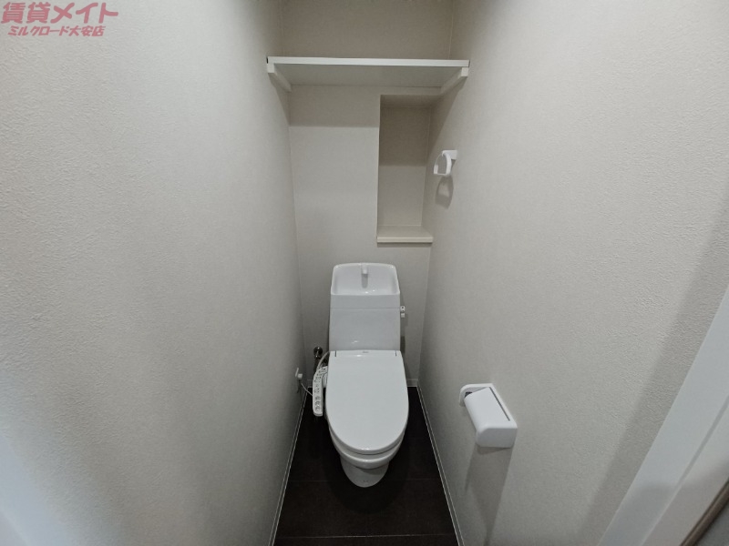 トイレ　別部屋参考写真です