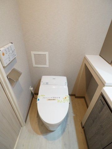 トイレ　同タイプ間取りの参考写真です