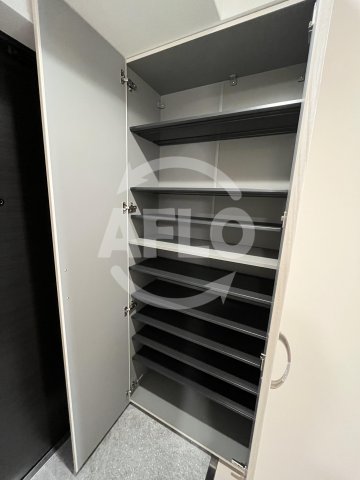 収納　シーズンフラッツ阿波座　シューズボックス