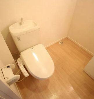 トイレ　ゆったりとした空間のトイレです