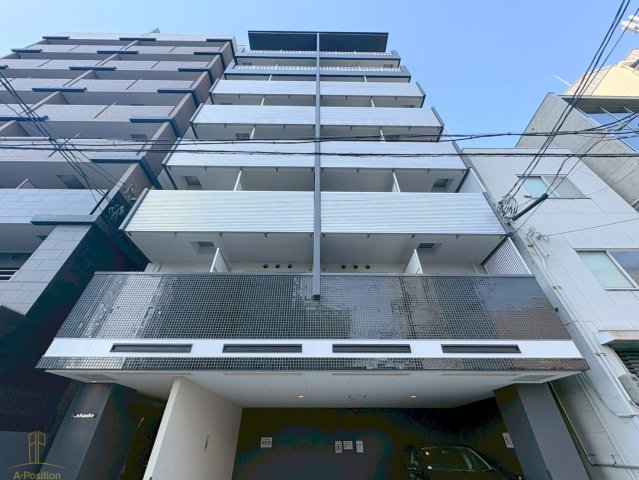 建物外観　b.shade