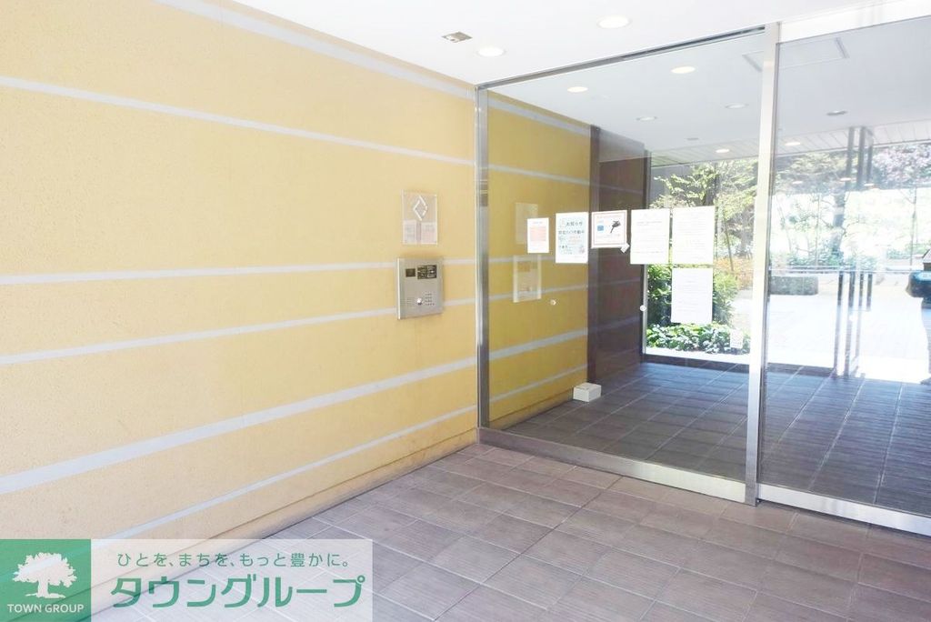 エントランス　お問合せは(株)タウンハウジングレジデンス事業部【03-…