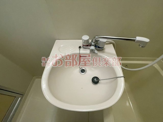 洗面設備　落ち着いたトイレです