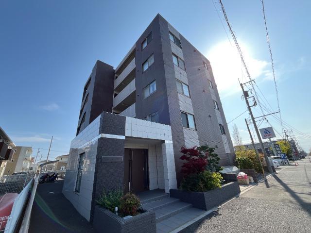 建物外観　外観写真（昼）