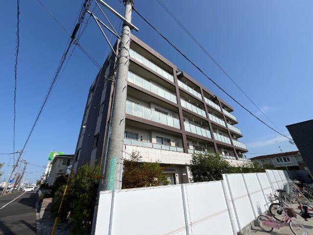 建物外観　外観写真（昼）