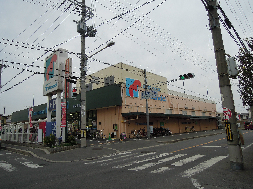 スーパー　万代 柏原大県店（スーパー）まで285m