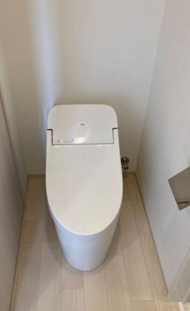 トイレ　※別部屋参考写真