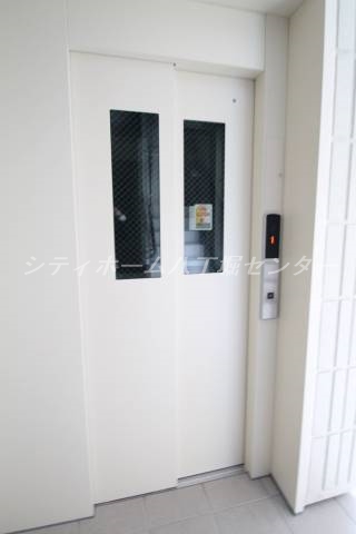 エントランス　※参考写真