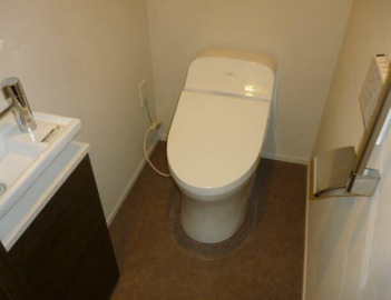 トイレ　清潔感のあるトイレです