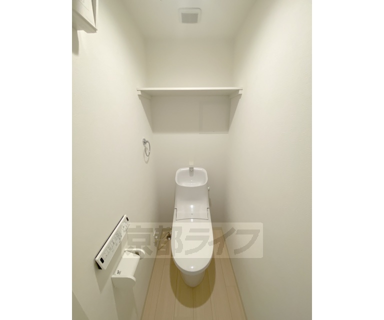 トイレ　洗浄機能付きトイレです。