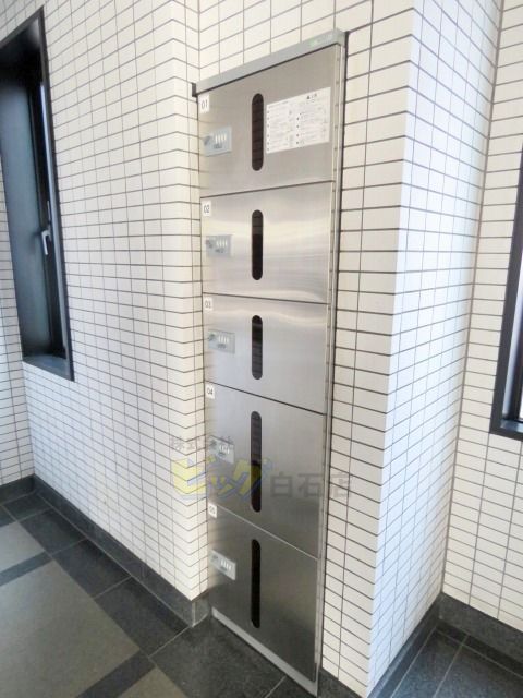 その他共有部分　留守中でも荷物が受け取れて便利な宅配ＢＯＸ完備しています♪