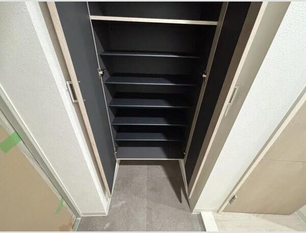 収納　※別部屋の写真となります