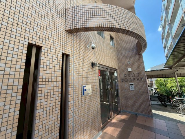 エントランス　詳細は、RISUMO江坂本店までお問合せください♪