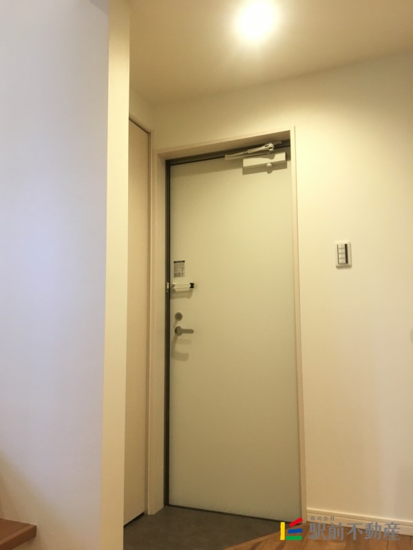 玄関　※類似物件