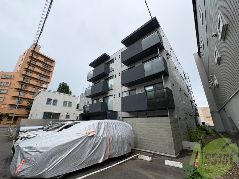 建物外観　札幌市北区北３８条西「ＣＲＥＡ　ＡＳＡＢＵ」