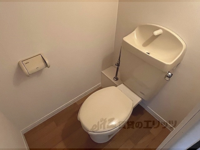 レオパレスブリリアントのトイレ写真