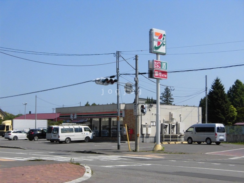 コンビニ　セブンイレブン空知栗山店（コンビニ）まで1821m