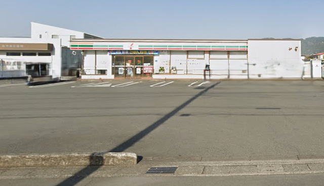 コンビニ　セブンイレブン 函南間宮店（コンビニ）まで463m