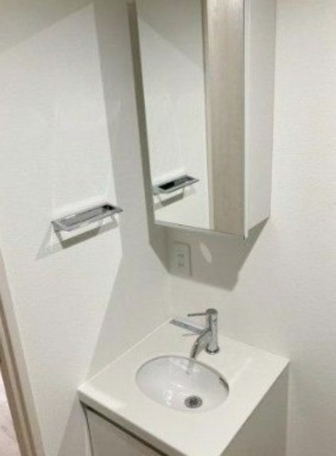 洗面設備　同仕様写真