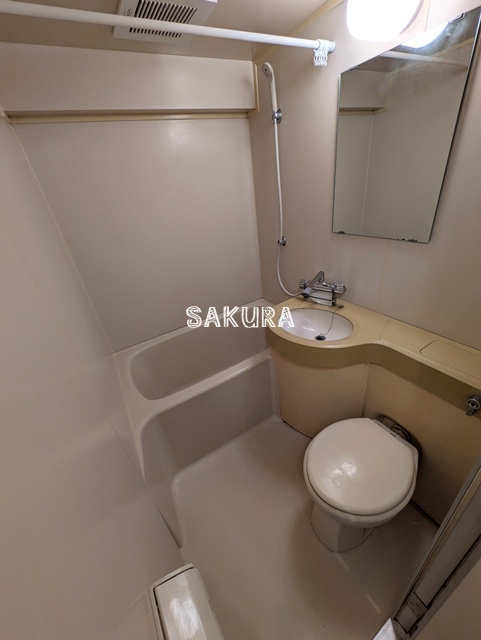 バス・シャワールーム