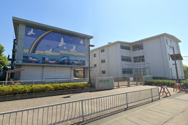 小学校　焼津市立豊田小学校（小学校）まで1736m