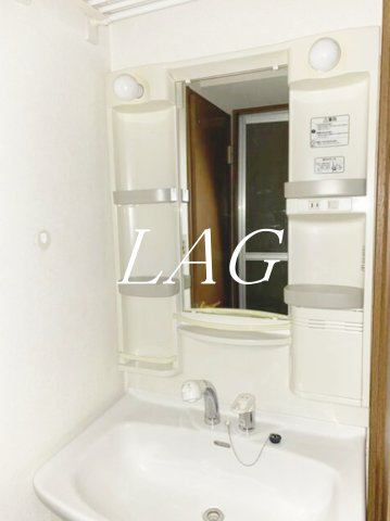 洗面設備　洗面台です。