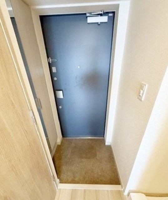玄関　別部屋同仕様タイプ