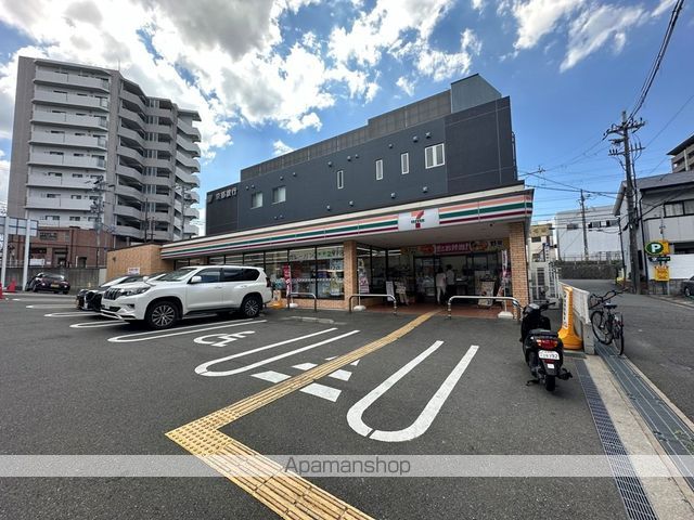 コンビニ　セブン－イレブン枚方牧野阪２丁目店（コンビニ）まで184m