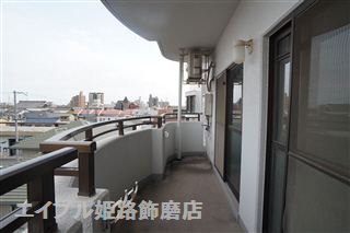 バルコニー　写真は反転のお部屋です