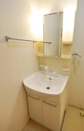 洗面設備　※別部屋参考写真