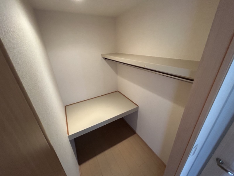 アルティスタ Aの内装写真