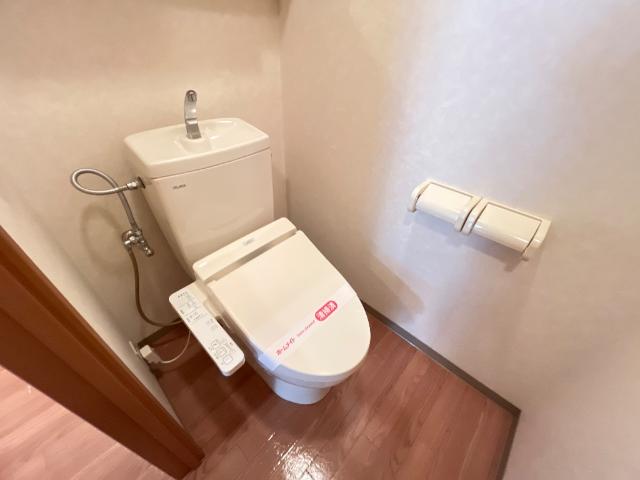 トイレ　シャワー付トイレ