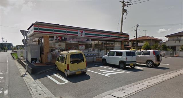 コンビニ　セブンイレブン（コンビニ）まで467m