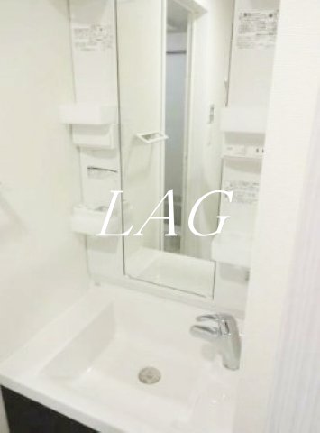 洗面設備　独立洗面台です。